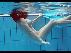Piyavka Chehova big elastic sweet baps underwater