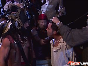 Pirate slides his yam-sized man rod into stellar blondie Jesse Jane