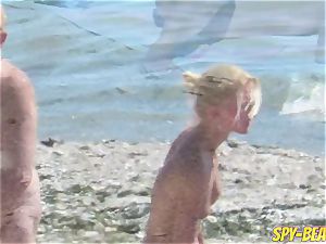 voyeur amateur bare Beach cougars Hidden webcam Close Up